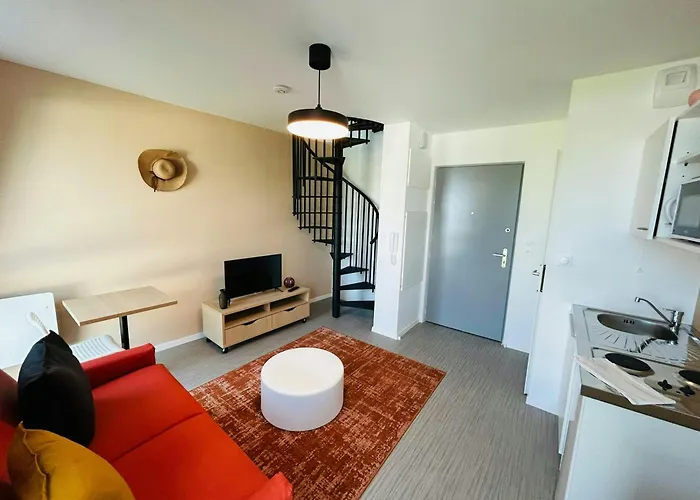 We Live In R - Duplex 501