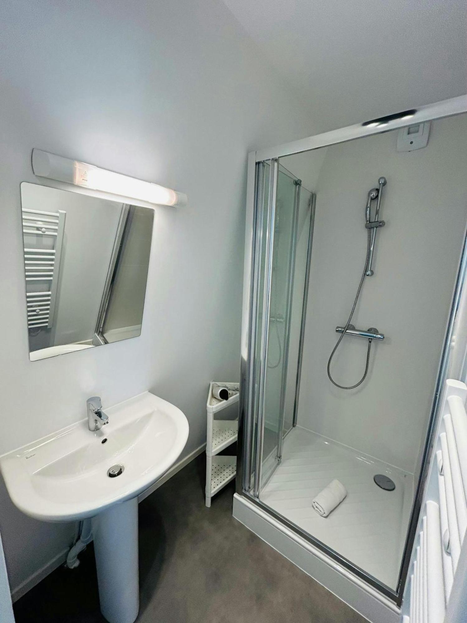 We Live In R - Duplex 501 Reims